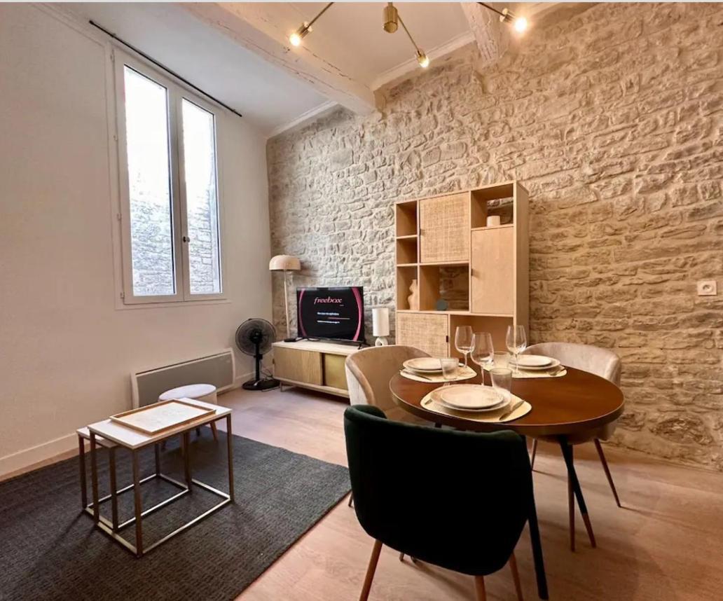 A Deux Pas Des Arenes De Apartment *